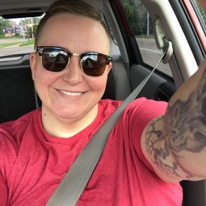 Meet your Posher, Holli